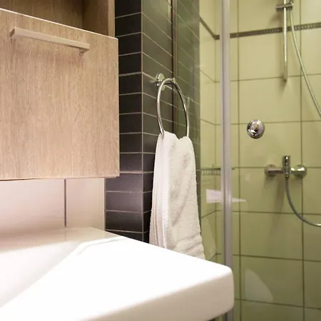Toni's 2bd Modern Flat In Koukaki Near Acropoli