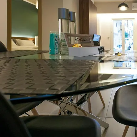 Toni's 2bd Modern Flat In Koukaki Near Acropoli *